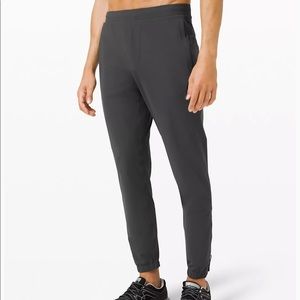 Lululemon surge jogger size medium gray great condition